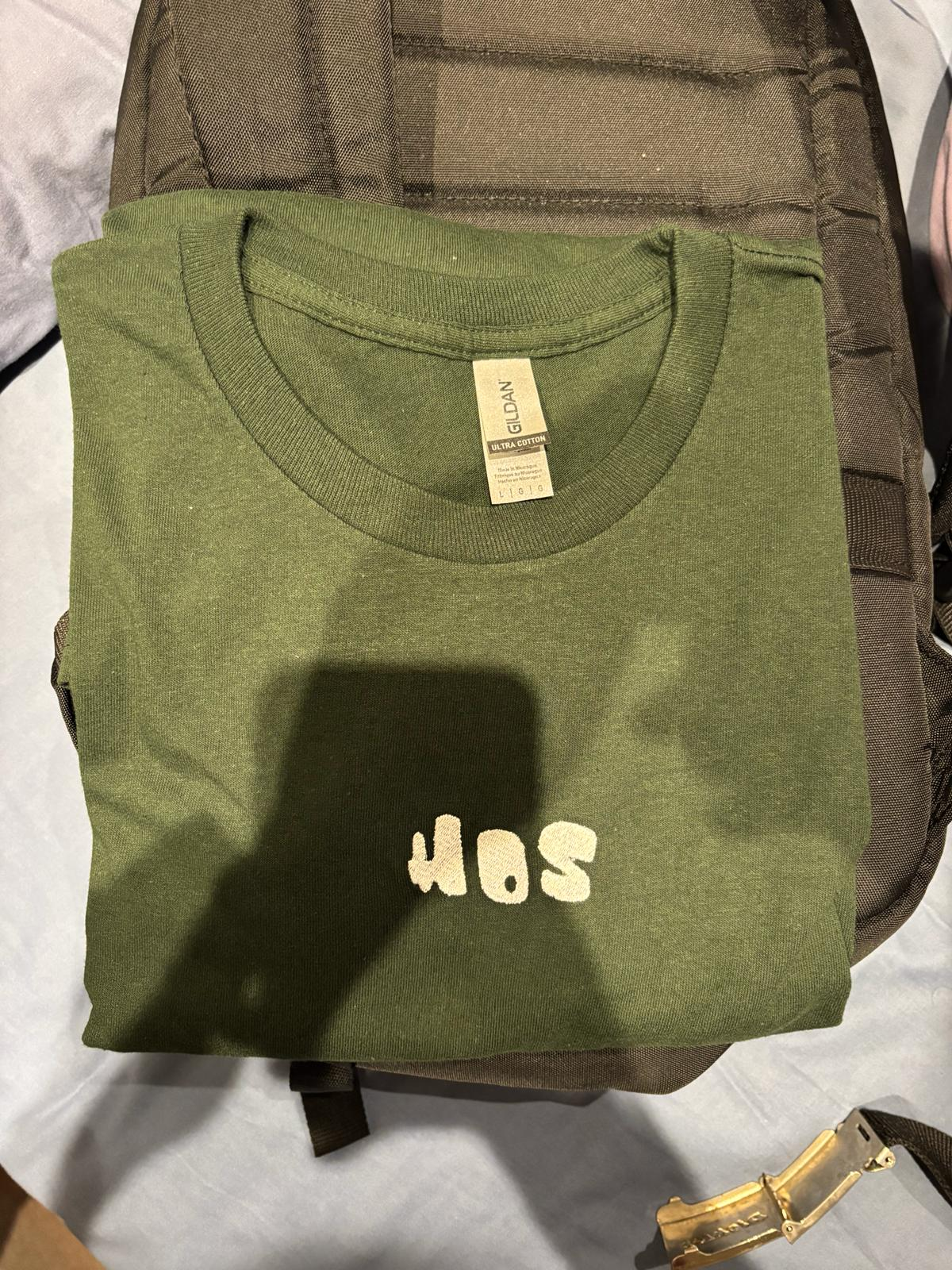 Camiseta HOS verde bordada